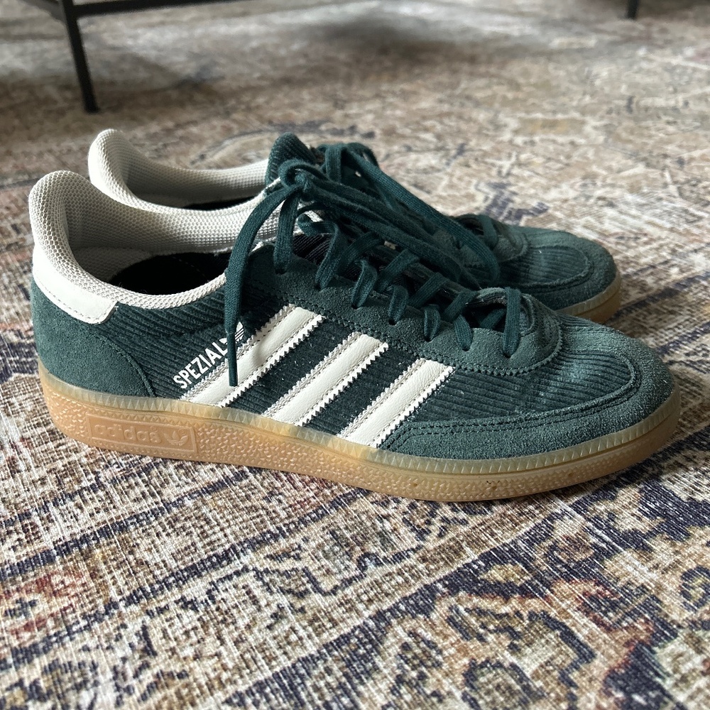 Adidas Spezial, dark green